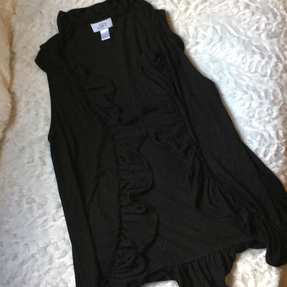 Black Sleeveless Shrug